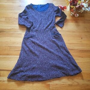 Talbots Dress Womens 4 Long Sleeve Heavy V Neck Swing Knee Length Abstract Heavy